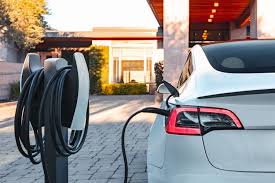 Tesla Battery Replacement Cost: Understanding the Expenses Behind Keeping Your Electric Vehicle Powered